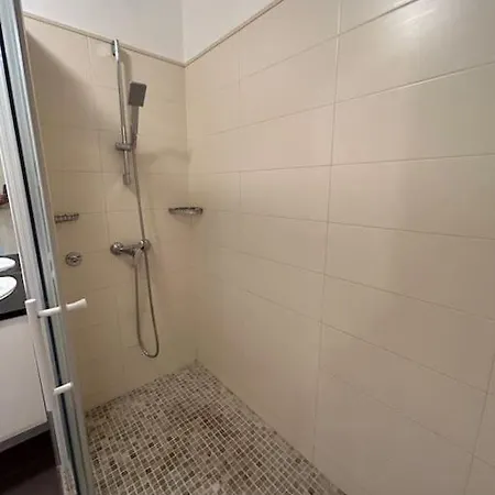 85m2 Centre 2 Terrasse شقة *